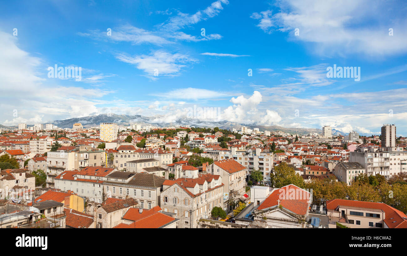 Vista guardando palese Split, Croazia, dal Campanile Foto Stock