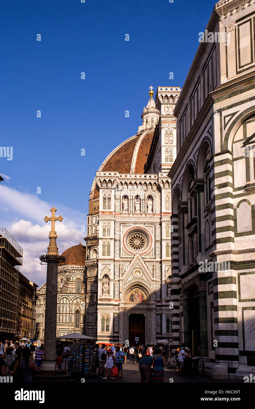 Santa Maria del Fiore, Firenze con la sua cupola, Italia riprese verticali Foto Stock