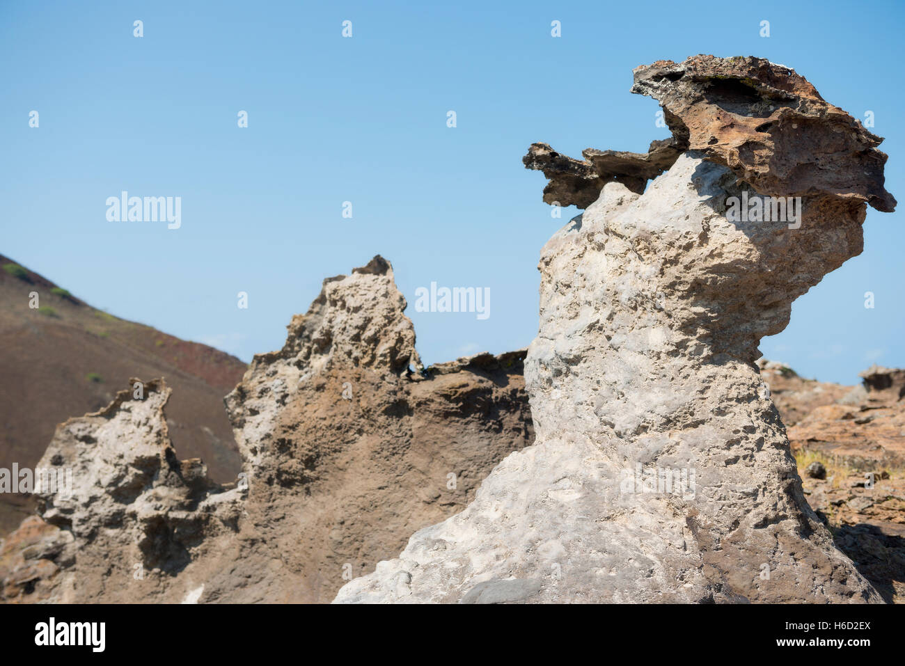 Hoodo formazioni come diavoli Scuola di Equitazione formazione geologica Isola Ascension Oceano Atlantico reso famoso da Charles Darwin Foto Stock