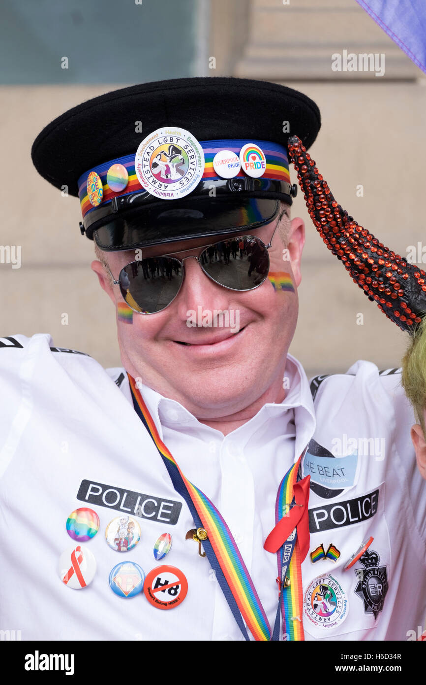 Ufficiale della polizia dell'orgoglio Foto Stock