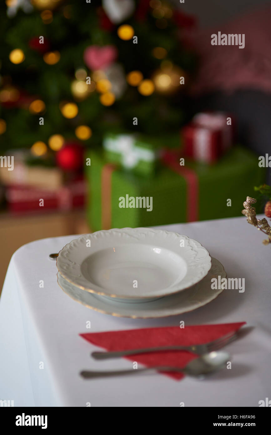 Piastra vuota per ospite sconosciuto Foto Stock