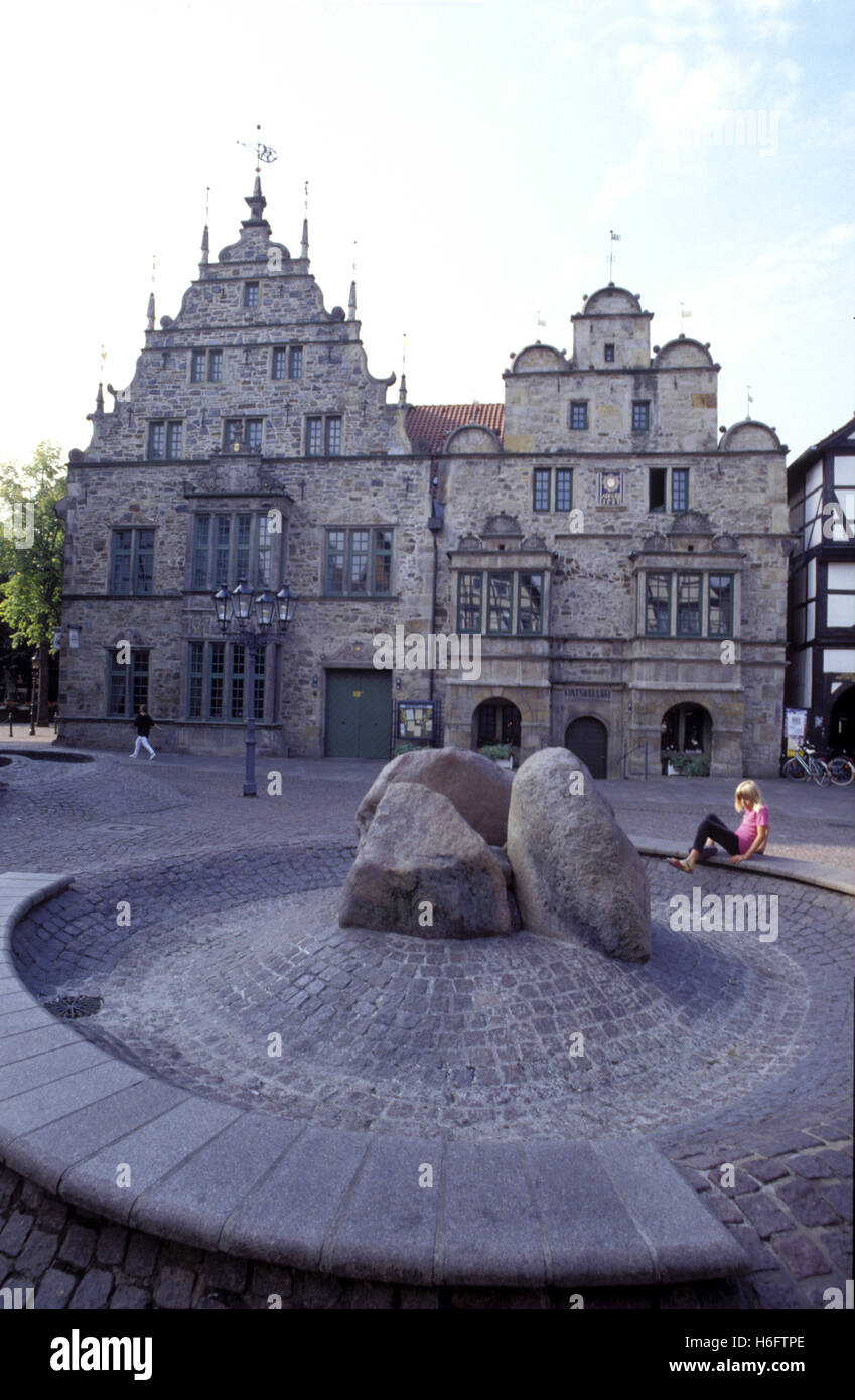 Germania, Bassa Sassonia, Rinteln, il municipio presso la piazza del mercato. Foto Stock