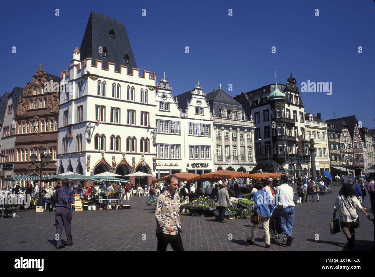 Germania, Trier, la Steipe presso la piazza principale del mercato. Foto Stock