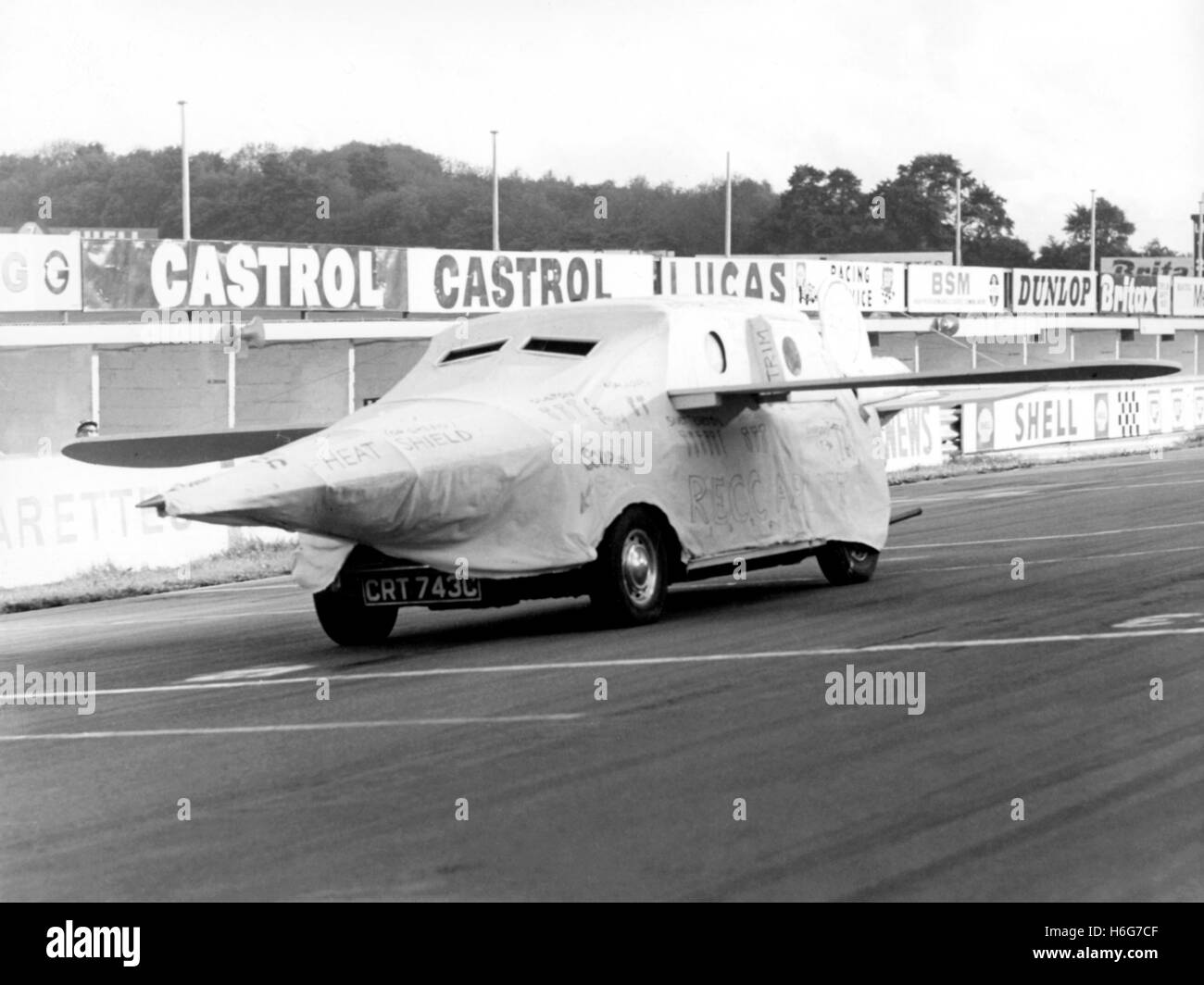 BRANDS HATCH MINI aerodinamica 1967 Foto Stock