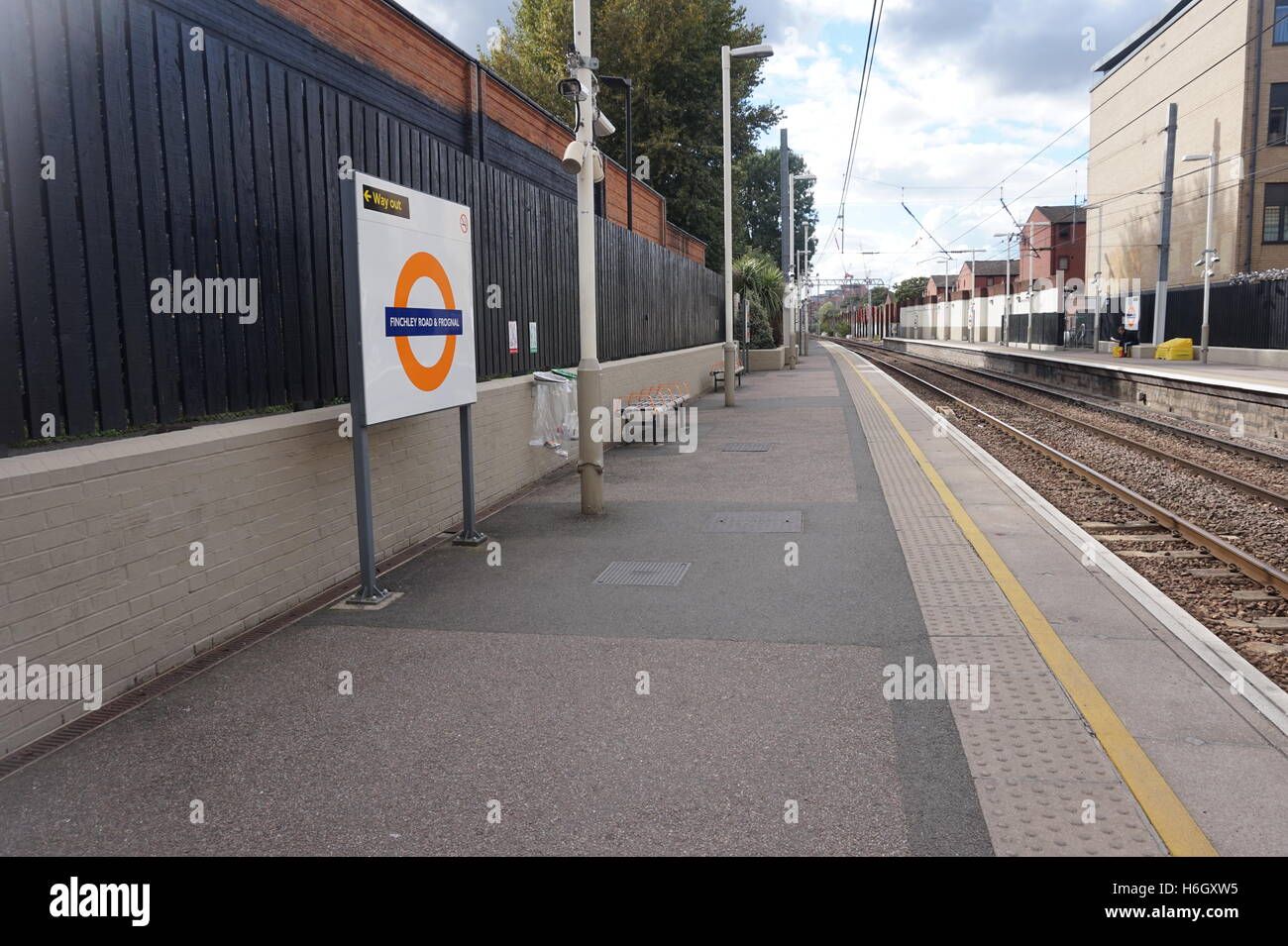 Finchley Road e Frognal Overground station Foto Stock