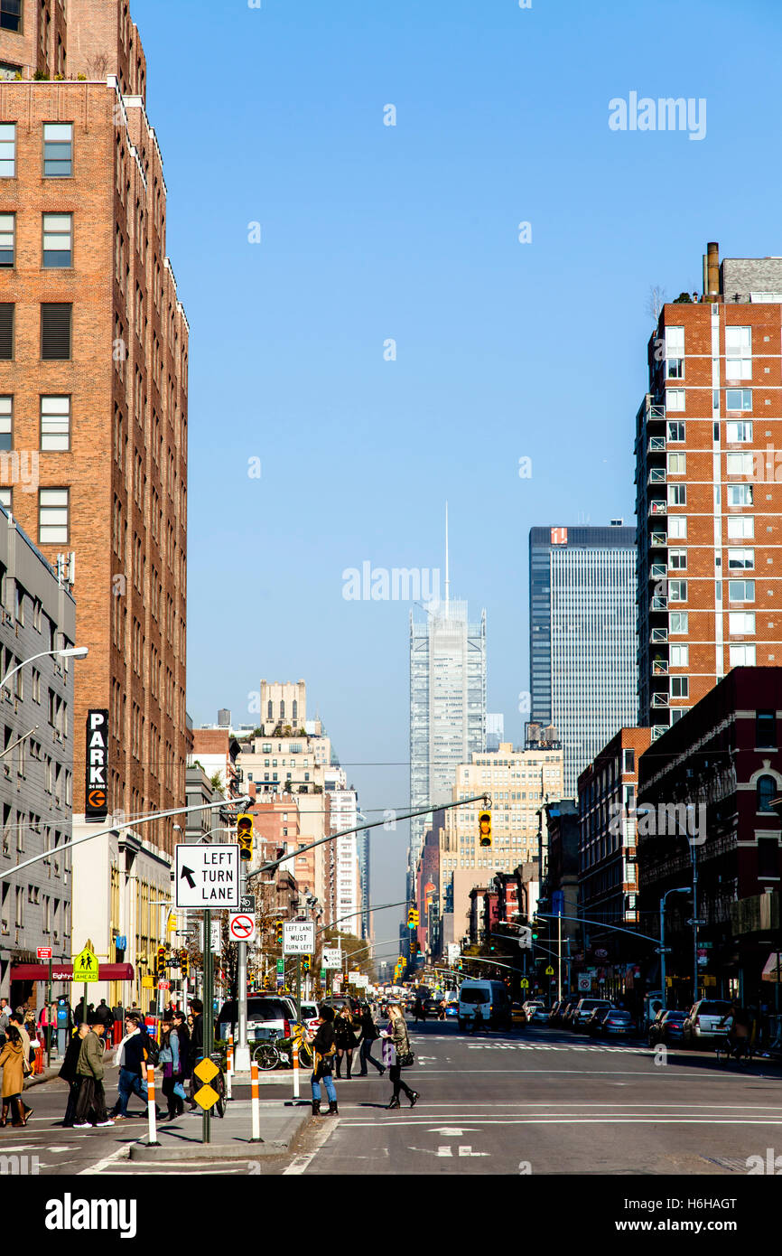 NEW YORK - NOV 11: uno di Manhattan Avenue in New York, Stati Uniti d'America il 11 novembre 2012. Foto Stock