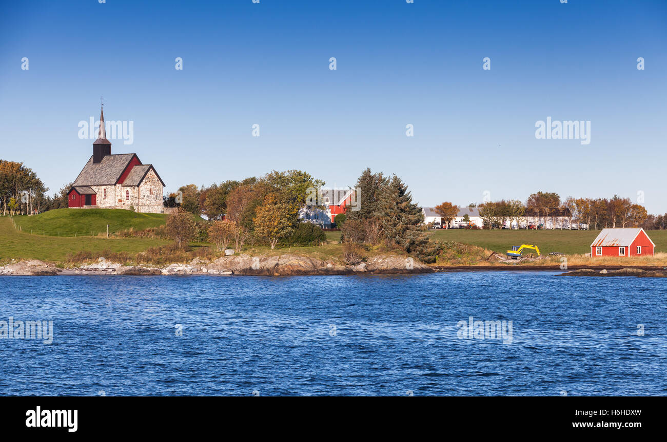 Edoya isola, costiera paesaggio norvegese Foto Stock