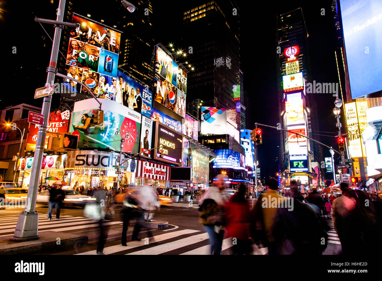 NEW YORK - NOV 11: Serata in Times Square a New York, Stati Uniti d'America il 11 novembre 2012. Foto Stock