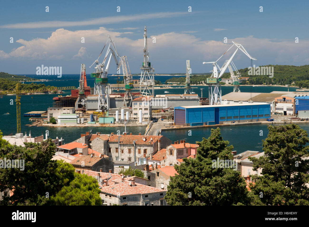 Porto industriale, Pola, Istria, Croazia, Europa Foto Stock