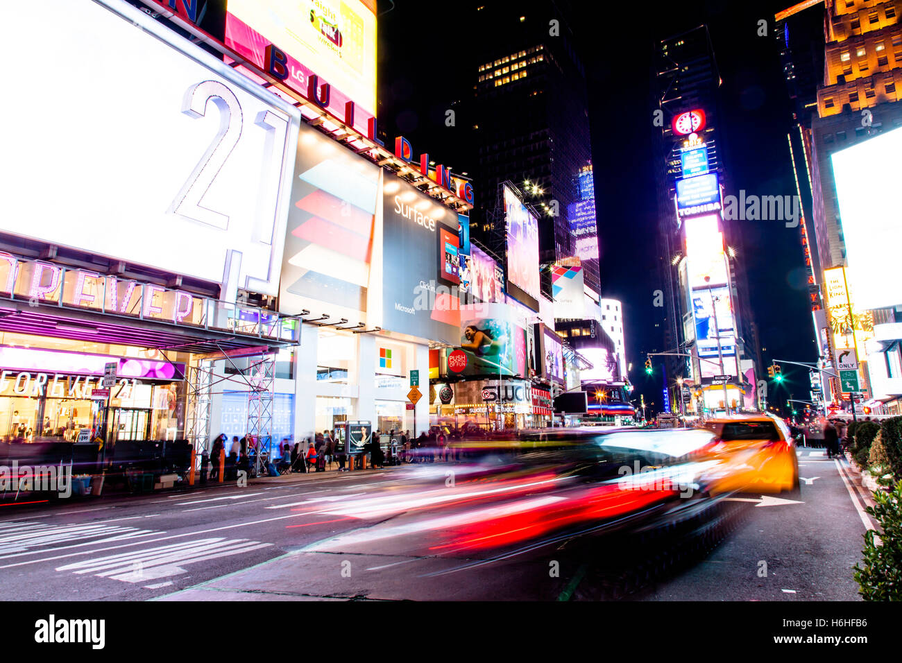 NEW YORK - NOV 11: Serata in Times Square a New York, Stati Uniti d'America il 11 novembre 2012. Foto Stock