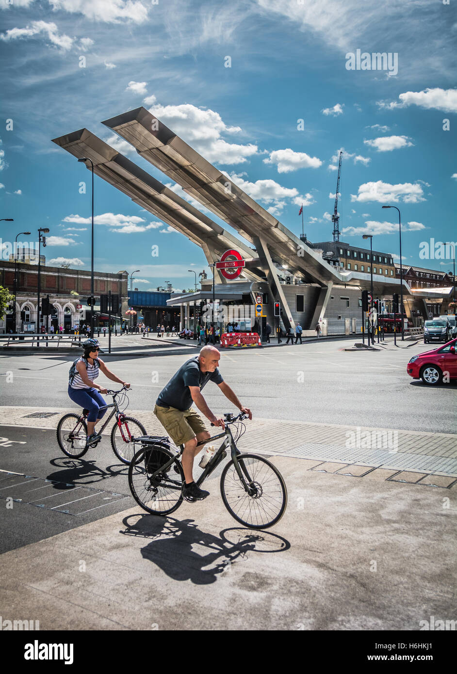 Vauxhall Cross transport interchange in London Borough di Lambeth, London, Regno Unito Foto Stock