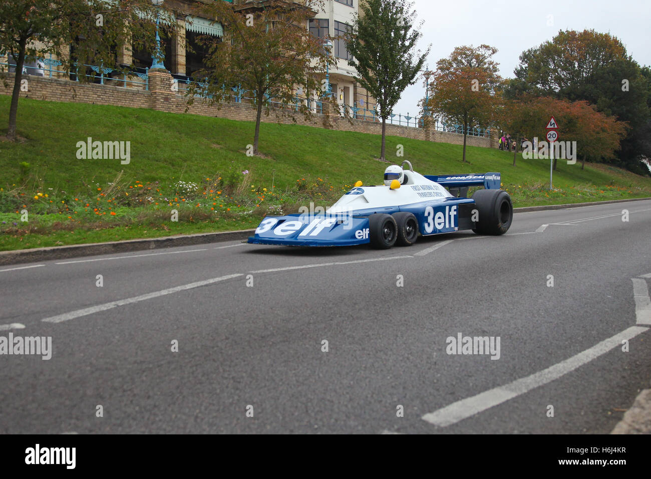 Alexandra Palace. Londra, Regno Unito. 29 ott 2016. F1 auto. Parata di vetture presentate dalla Jesnen Owners' Club. 1973 SP. Credito: Dinendra Haria/Alamy Live News Foto Stock