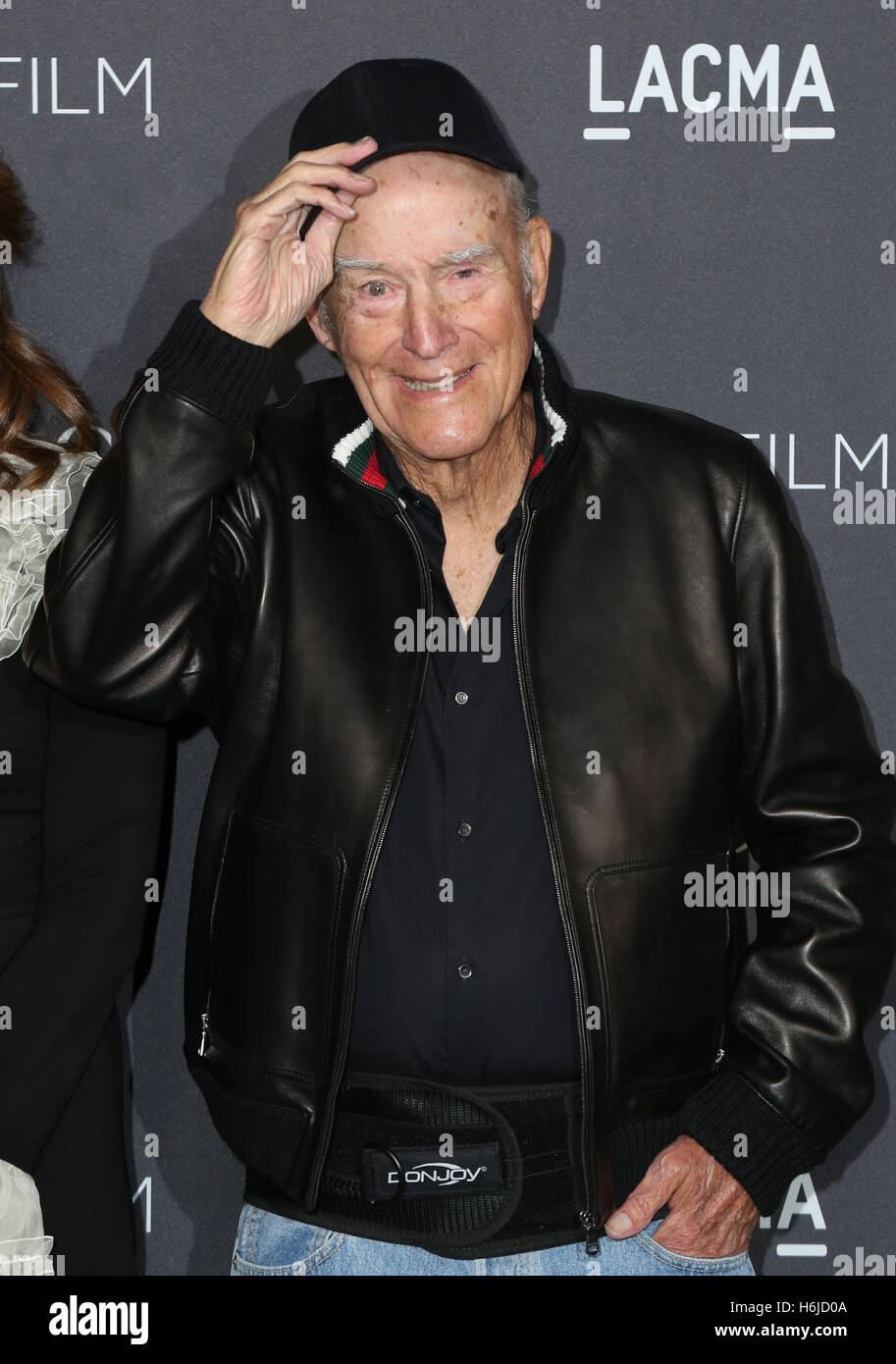 LOS ANGELES, CA - 29 ottobre: Robert Irwin assiste il 2016 LACMA Art + Film Gala in onore di Robert Irwin e Kathryn Bigelow presentato da Gucci a LACMA su ottobre 29, 2016 a Los Angeles, California. (Credit: Parisa Afsahi/MediaPunch). Foto Stock