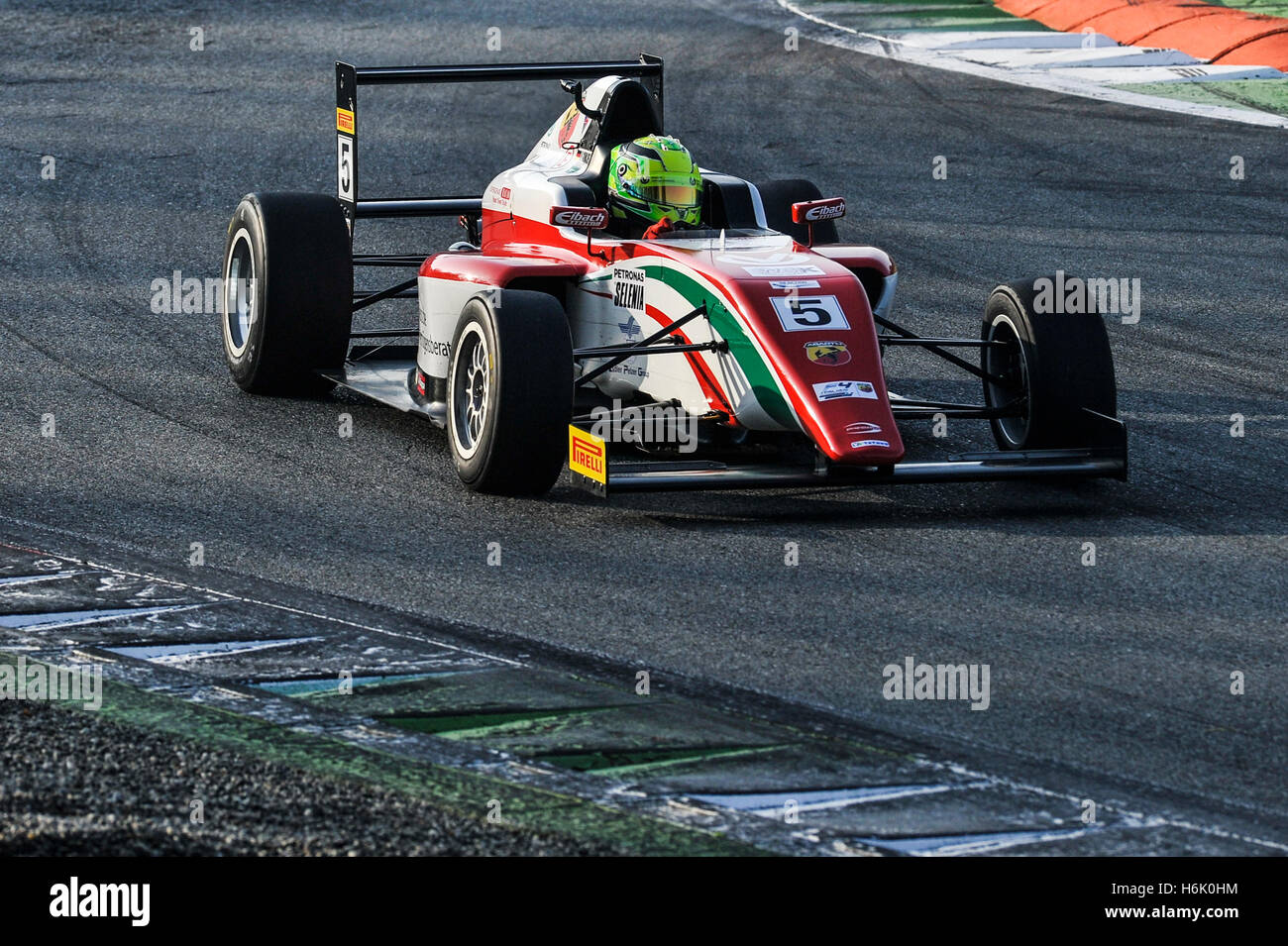 MicK Schumacher in azioni durante la gara1 per italiano F4 Championship sul circuito di Monza (foto di Gaetano Piazzolla/Pacific Stampa) Foto Stock