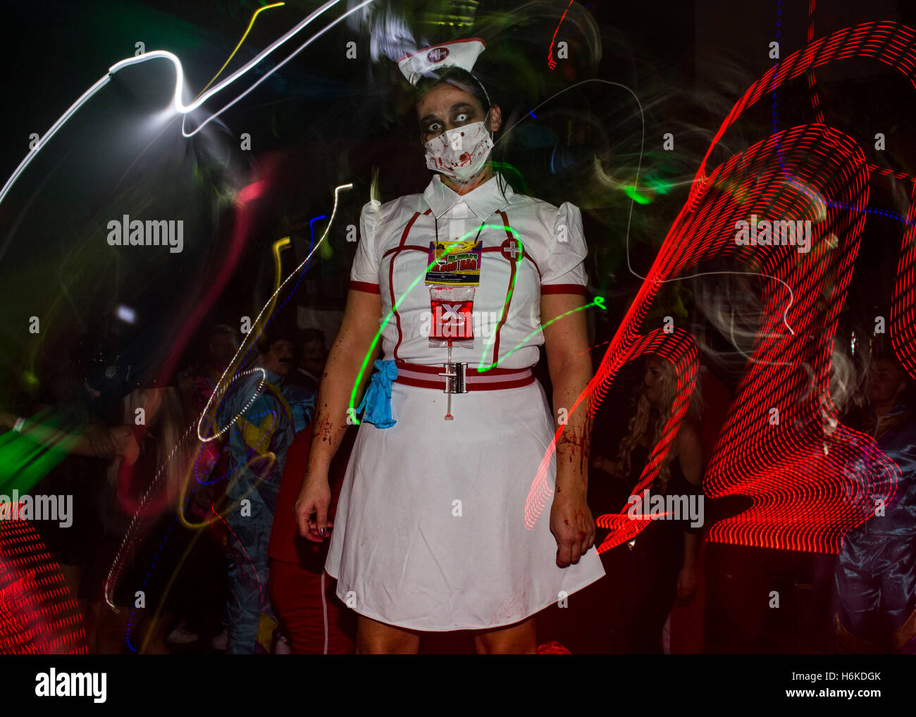 Hull, Regno Unito. 29 ott 2016. Festa di halloween, funktion club, Hull, uk credit: Matteo appleyard/alamy live news Foto Stock