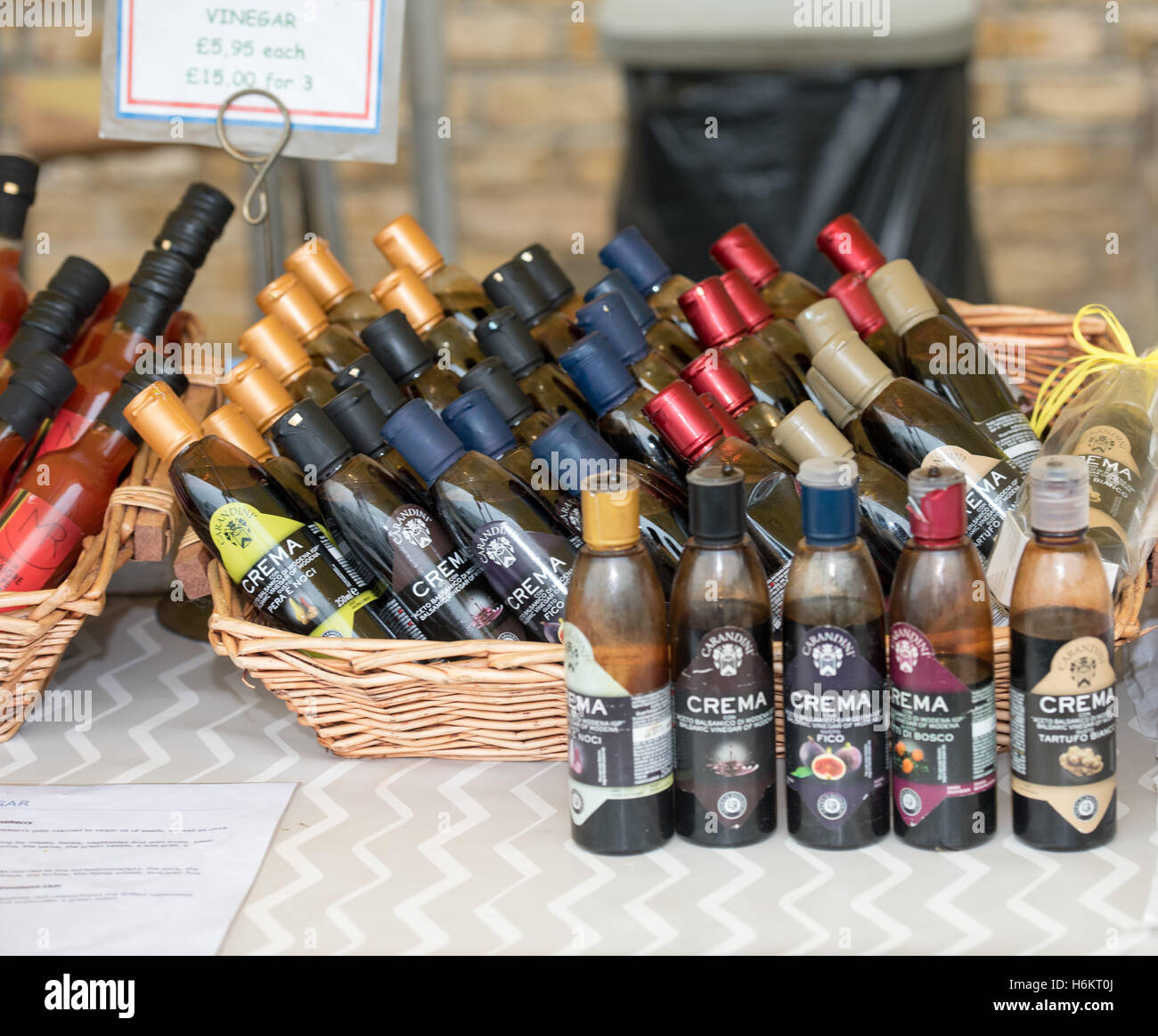 Produrre un francese Street Market, Brentwood, Essex. Foto Stock