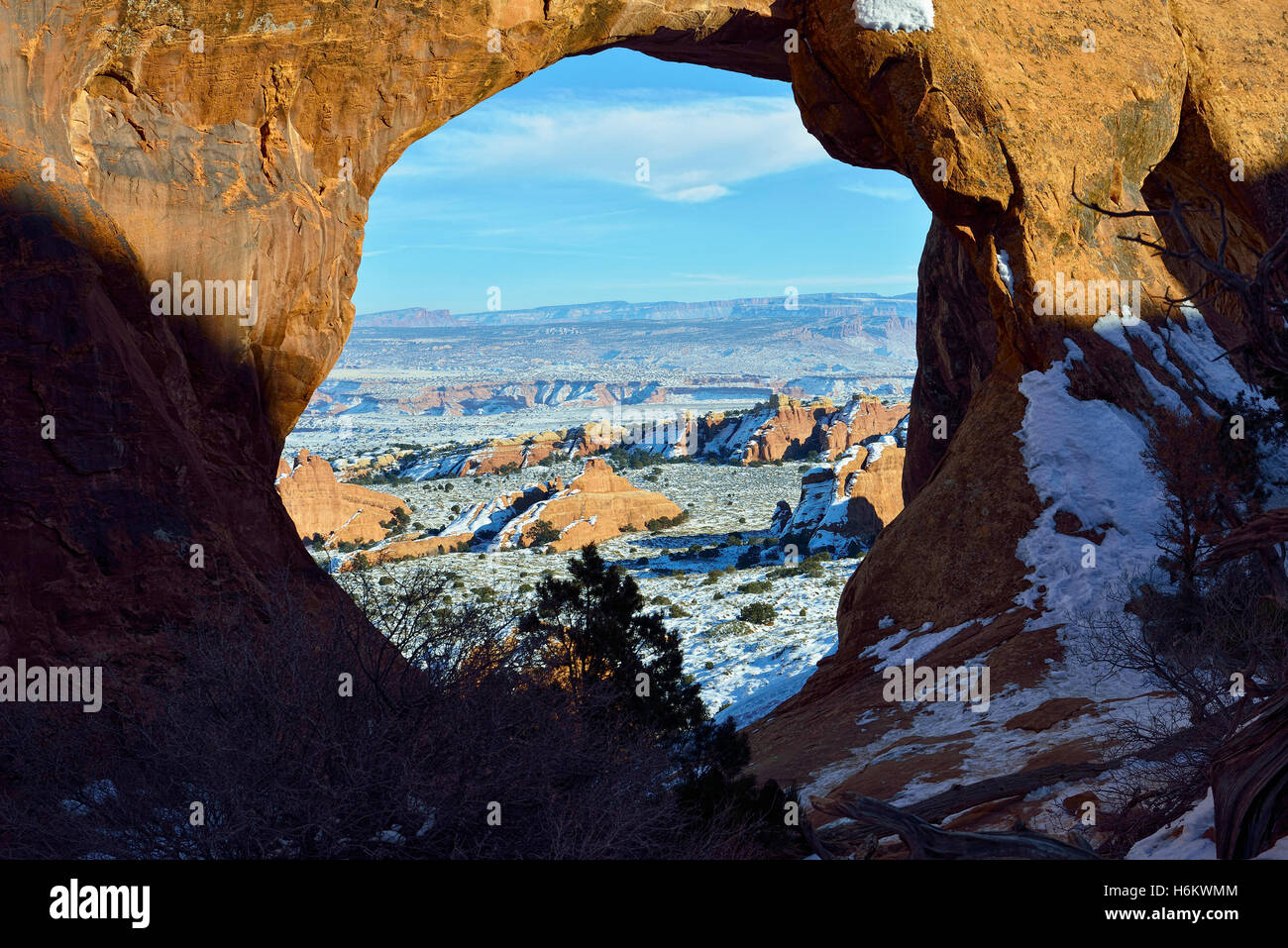 Arco di partizione in Arches National Park nello Utah in inverno Foto Stock