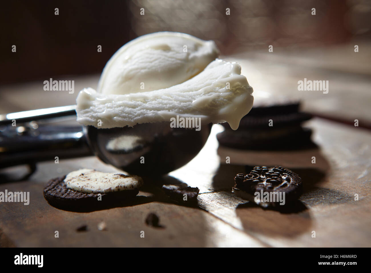 Gelato con Oreo biscotto. Foto Stock