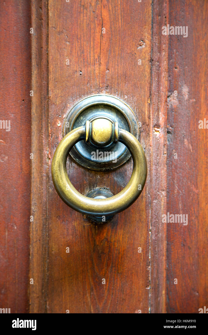 Ingrandimento dei dettagli su una porta Foto Stock