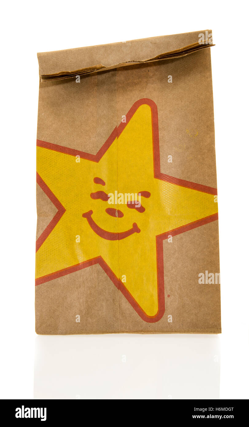 Winneconne, WI - 29 Ottobre 2016: Hardee's sacchetto di carta di isolato su un background. Foto Stock