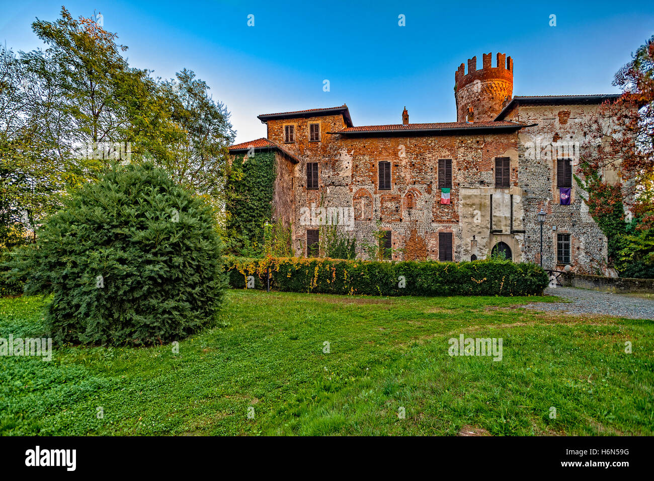 Italia Piemonte Canavese - Rivarolo Canavese - Castello Malgrà - parco del castello di Malgrà Foto Stock