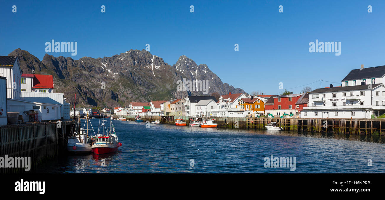 Henningsvaer, Isole Lofoten in Norvegia Foto Stock