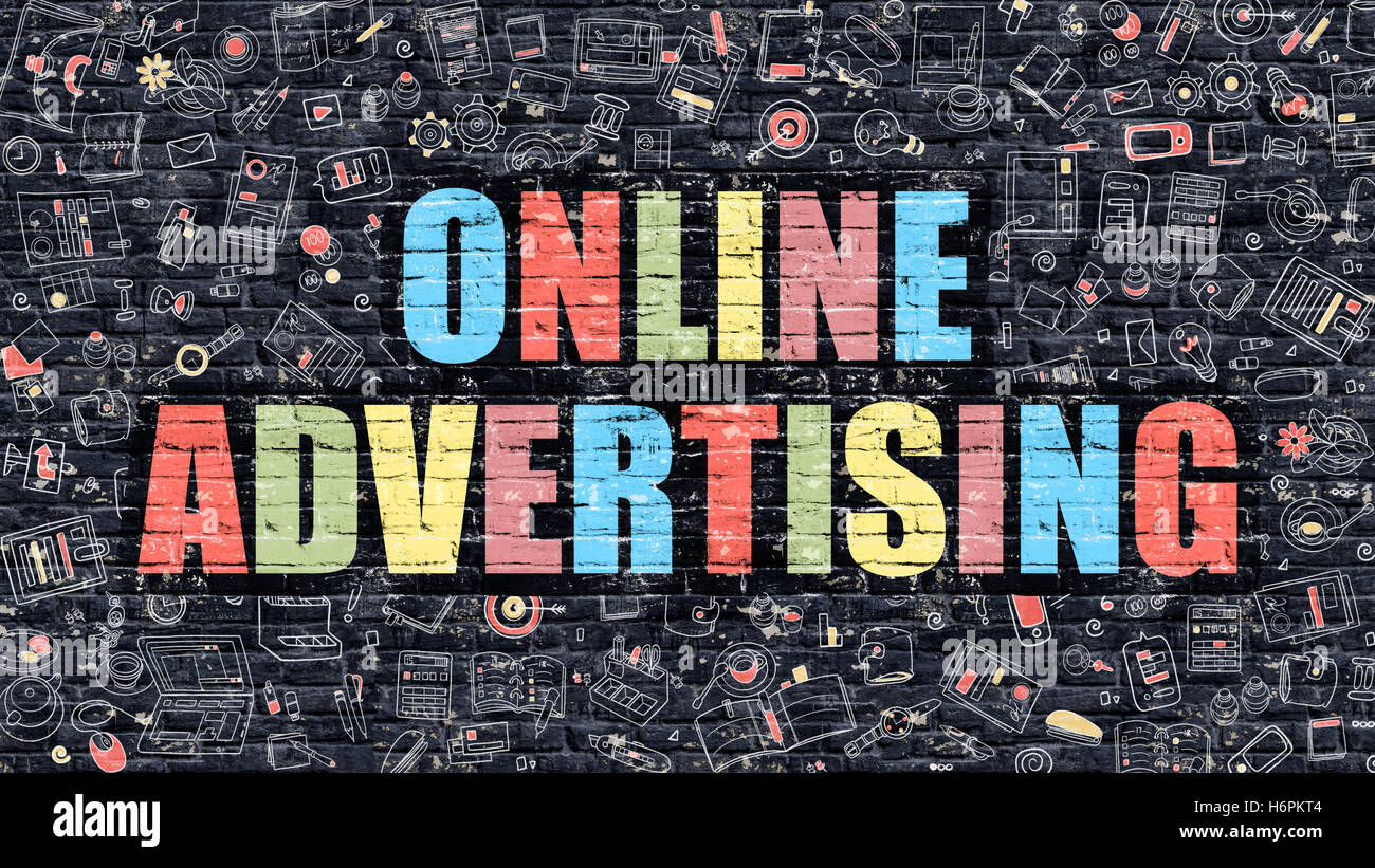 La pubblicità online concetto. Multicolor su Brickwall scuro. Foto Stock
