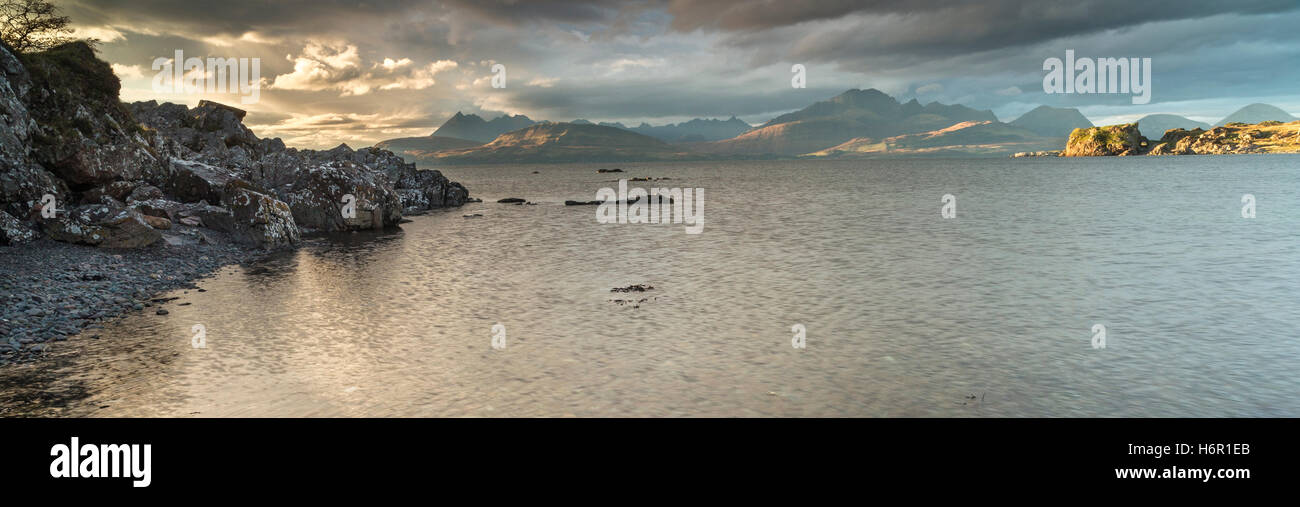 Loch Eishort e Cuillin sull'Isola di Skye. Foto Stock