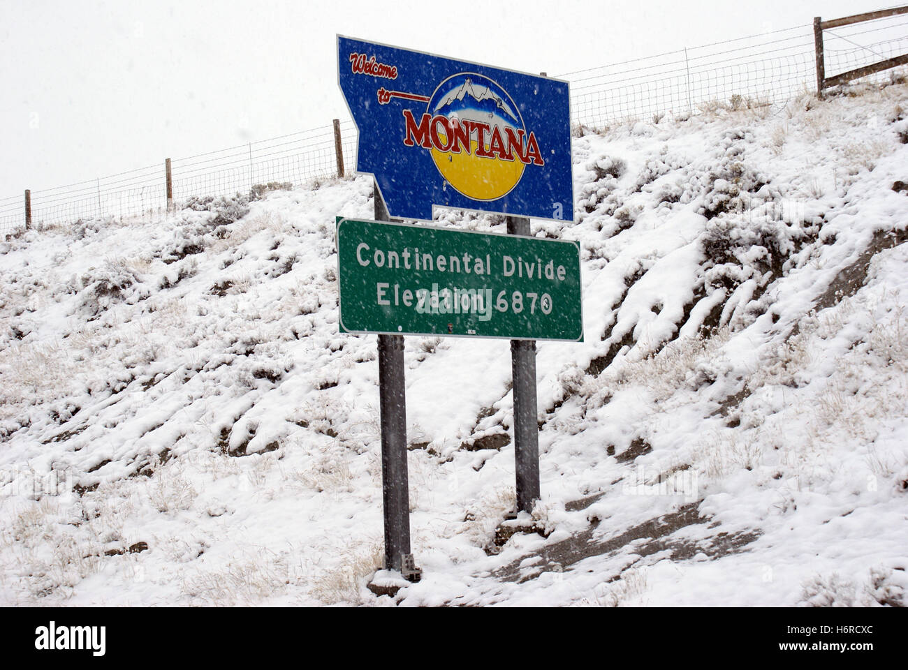 Inverno scena mostrando Continental Divide tra Idaho e Montana Foto Stock