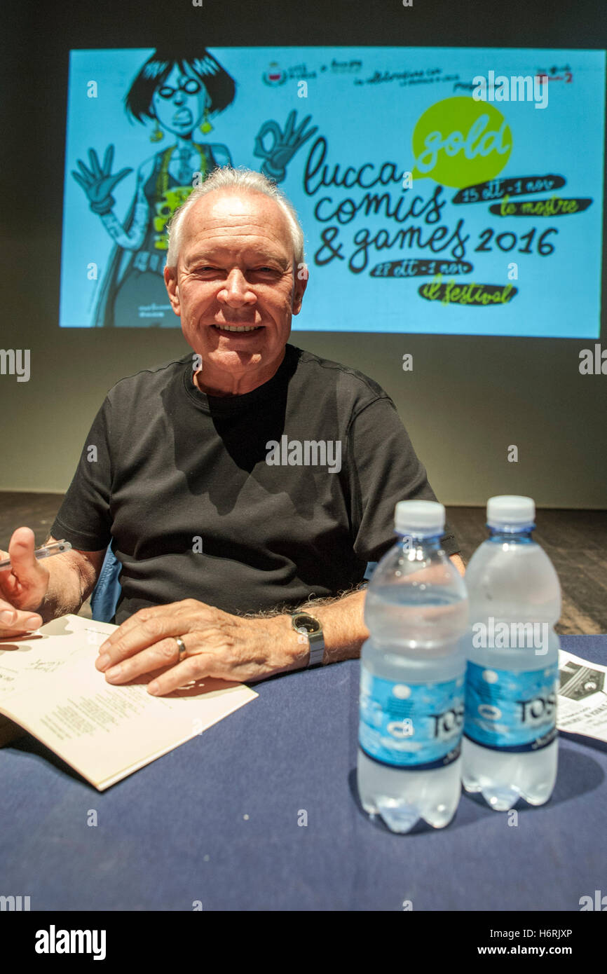 Lucca, Italia. 31 ottobre, 2016. Lo scrittore americano di narrativa fantasy Terry Brooks durante il Lucca Comics 2016. Lucca Comics è la più importante manifestazione dedicata al fumetto e giochi in Italia. Credito: Tony Anna Mingardi/risveglio/Alamy Live News Foto Stock