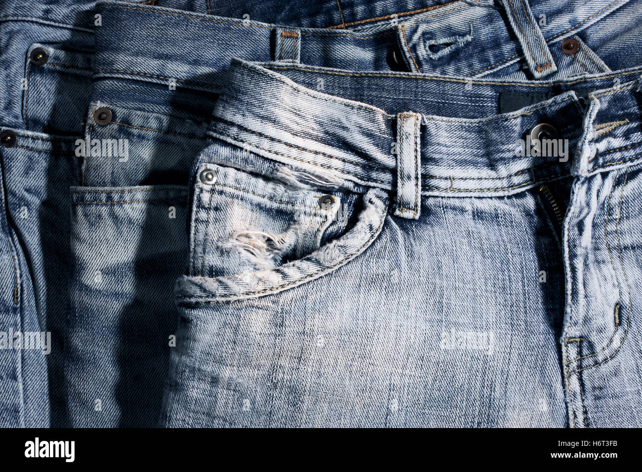 vecchi jeans Foto Stock