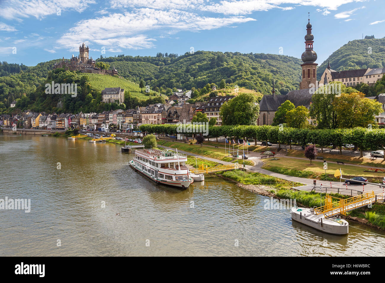 Blue tower hill Viaggi turismo pietra europa vigna mosel Germania Repubblica federale tedesca valley fortezza medievale di storia Foto Stock