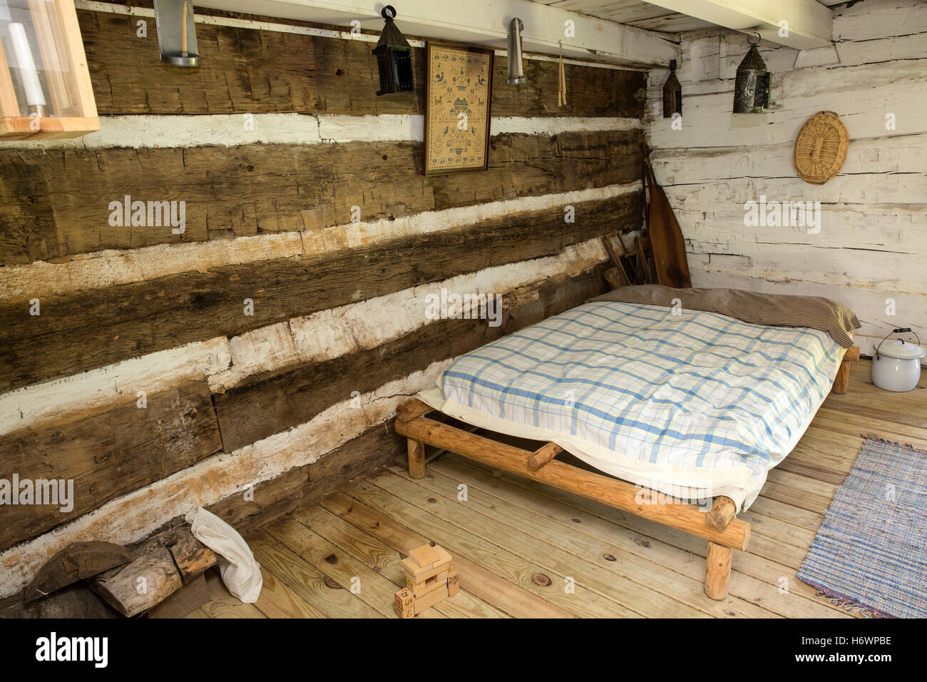 Il vecchio stile letto in una cabina di Pioneer. Foto Stock