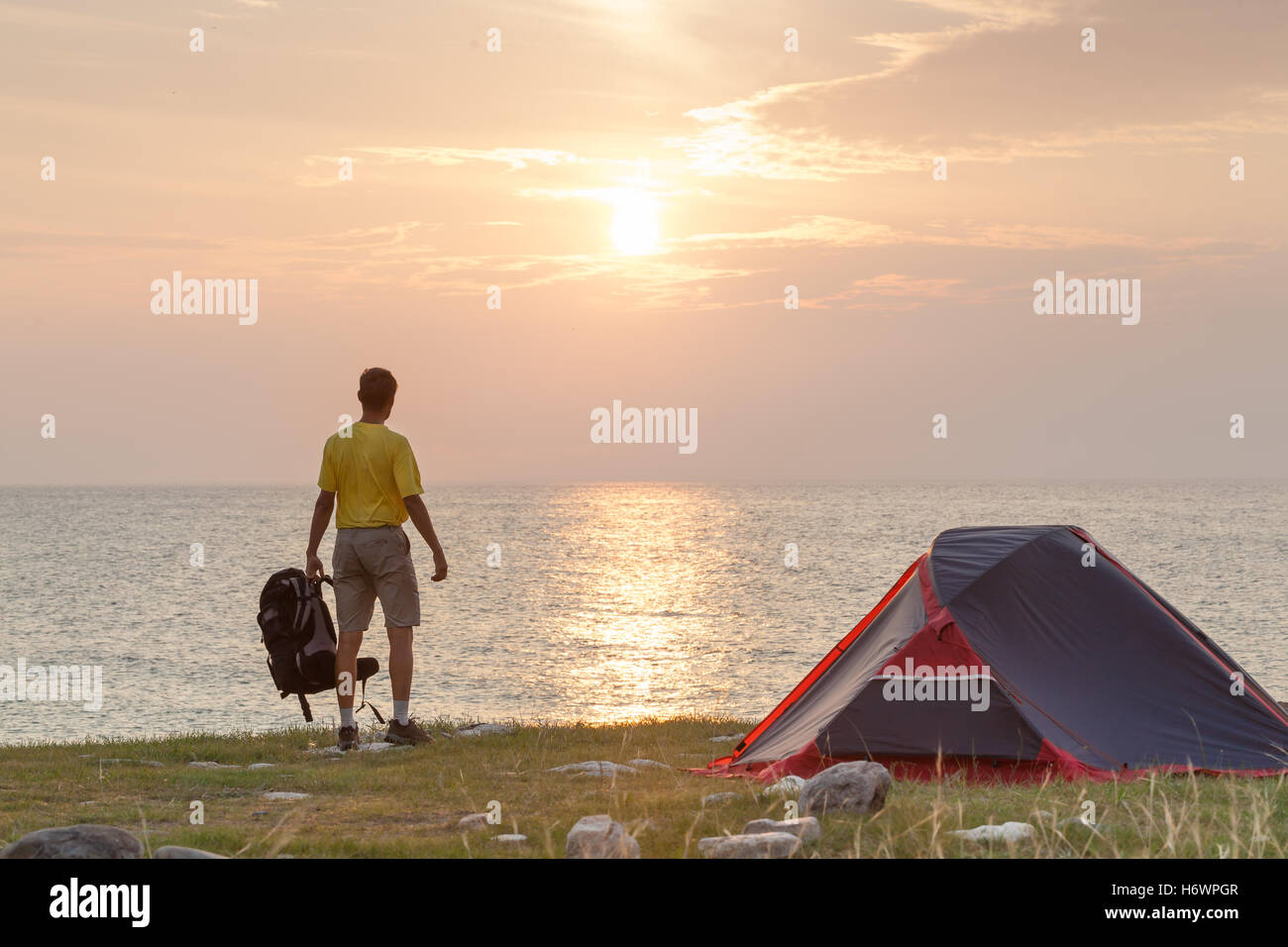 Sunrise in campeggio giorno Foto Stock