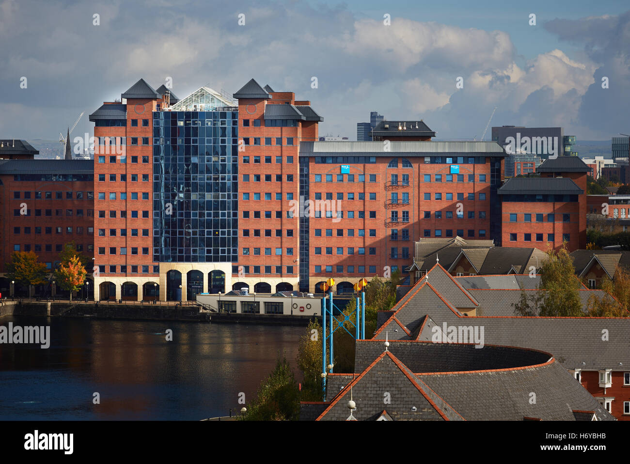 Gli uffici di ancoraggio Salford Quays spazio ufficio sviluppo sviluppato sia a piccole e medie aziende di grandi dimensioni le aziende spazio worki Foto Stock