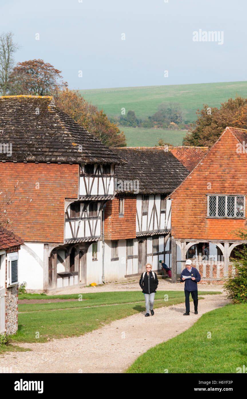 I visitatori del Weald and Downland Open Air Museum a Singleton, West Sussex. Foto Stock
