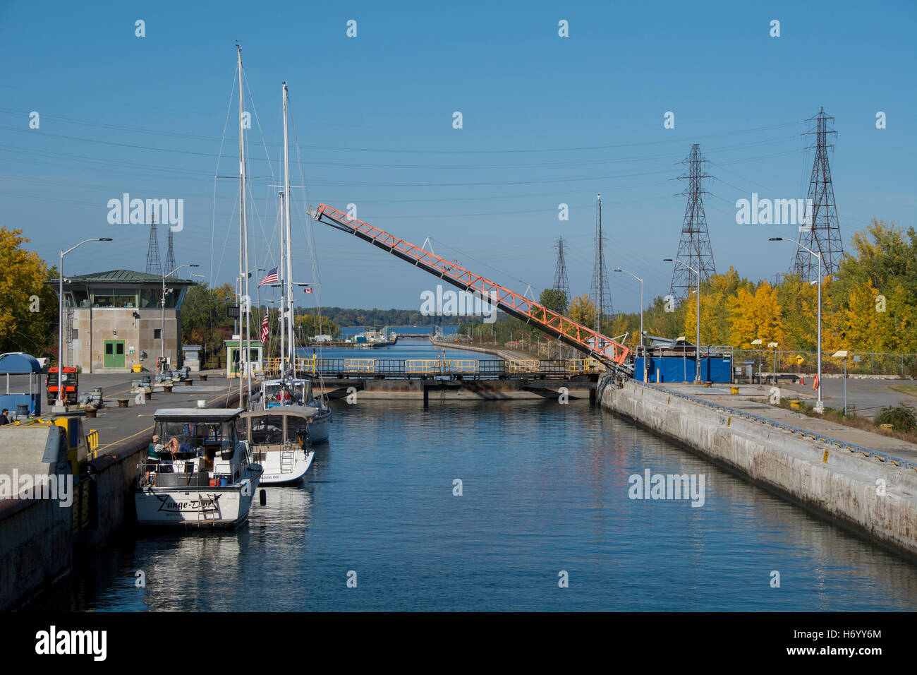 USA & Canada confine. Saint Lawrence Seaway, un sistema di serrature, canali e canali in Canada e negli Stati Uniti. Foto Stock