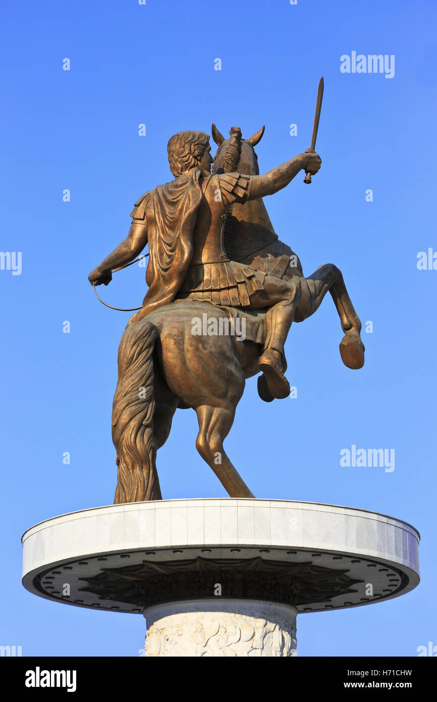 Statua di Alessandro il Grande (Warrior su una statua equestre) in Macedonia Square a Skopje in Macedonia Foto Stock