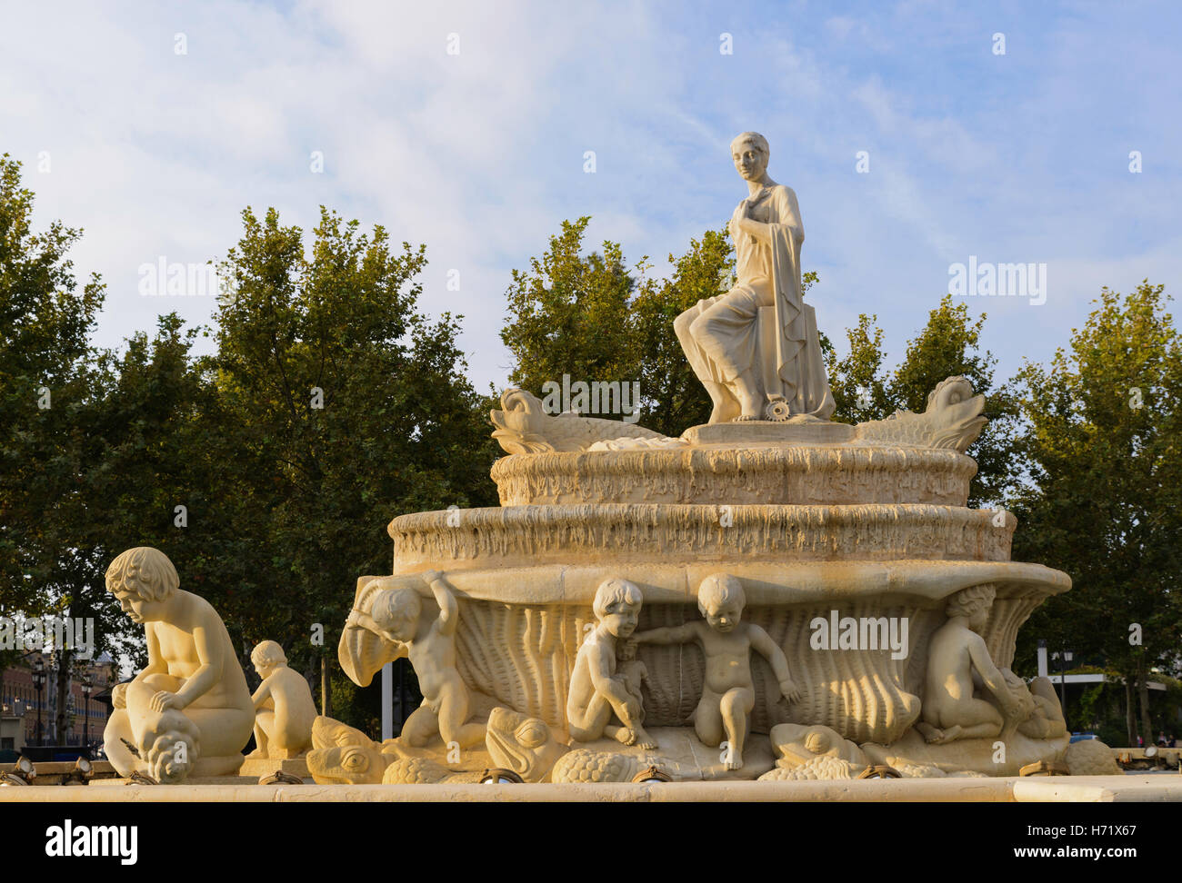 La Fuente de Hispalis, aka La Fuente de Sevilla, Plaza Puerta de Jerez, Siviglia Andalusia Spagna Foto Stock