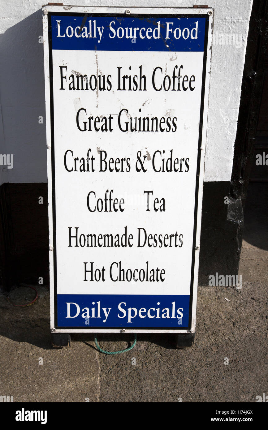 Nancy il cibo del bar segno, Ardara, Donegal, Irlanda Foto Stock