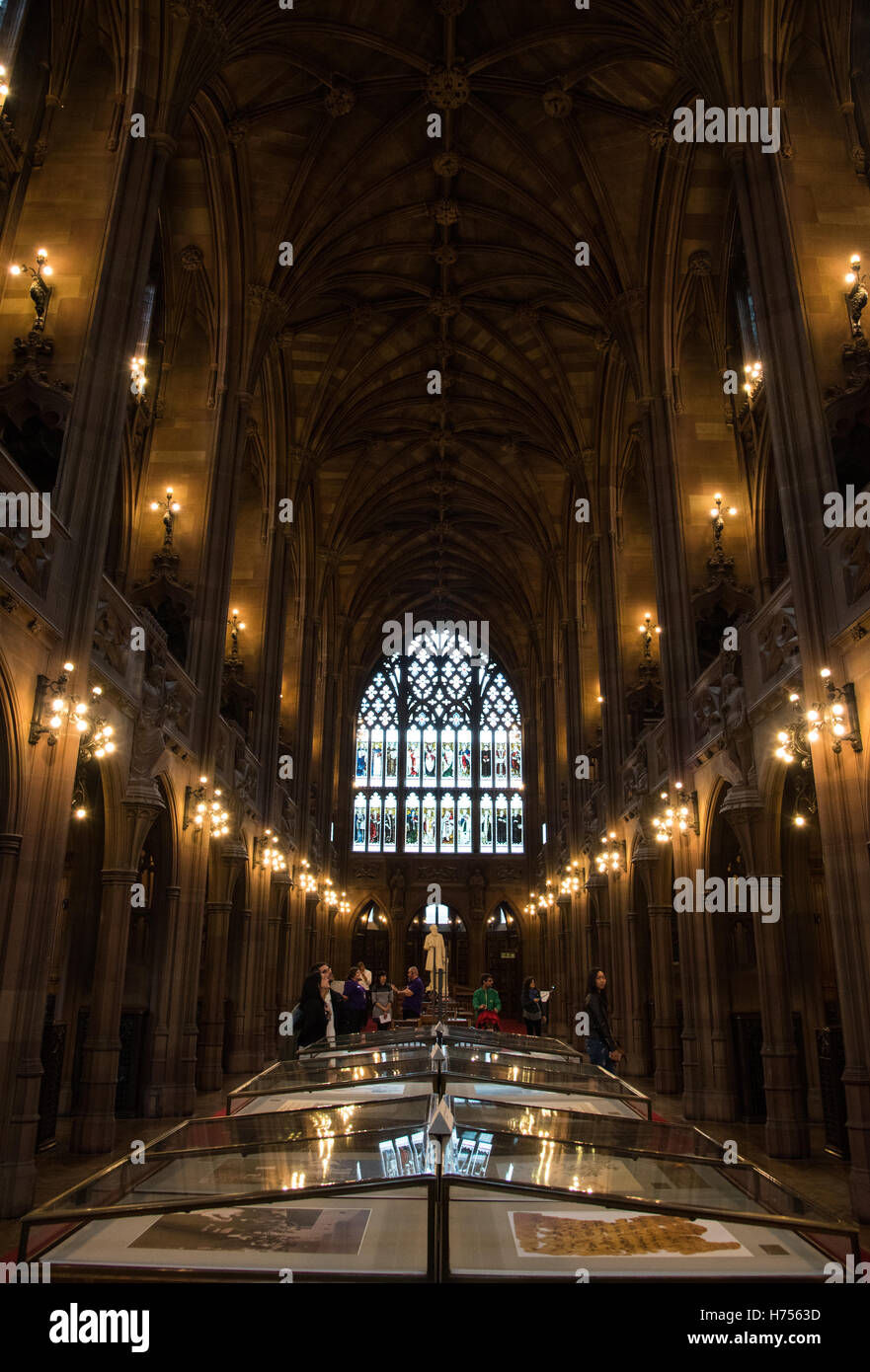 I dettagli interni del famoso edificio della John Rylands Library di Manchester City, Regno Unito Foto Stock
