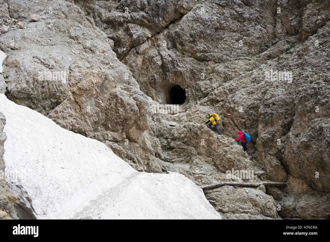 Hikking WW1 sentieri storici delle Dolomiti, Italia. Foto Stock