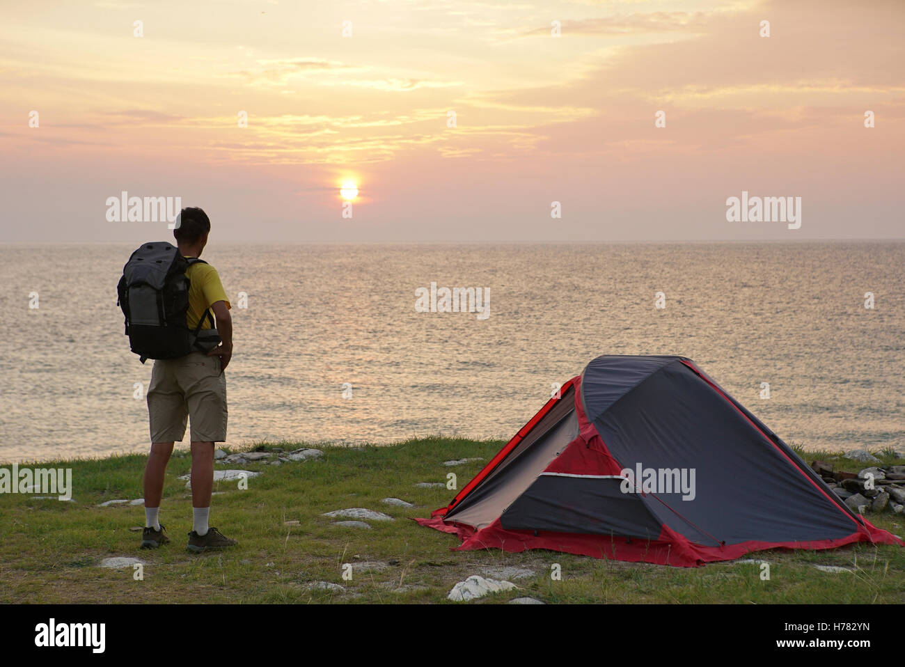 Sunrise in campeggio giorno Foto Stock