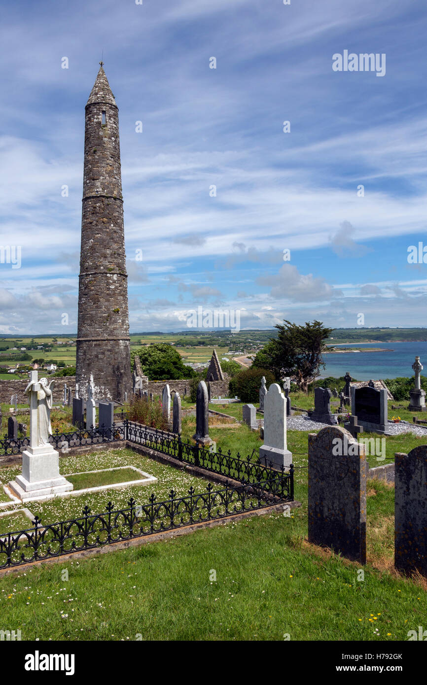 Le rovine della Cattedrale di Ardmore e torre rotonda, County Waterford Repubblica di Irlanda. Foto Stock