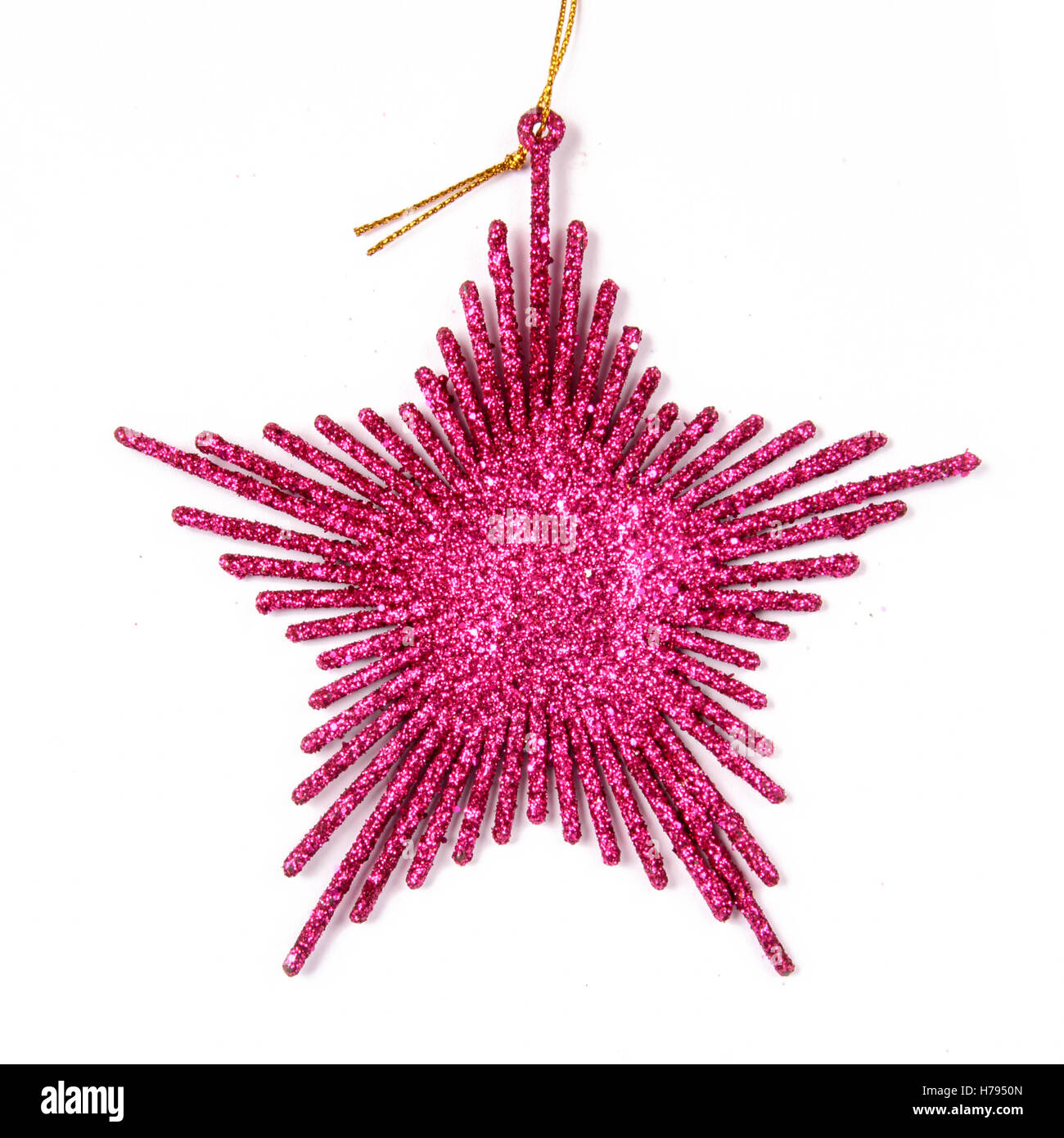 Appendere il simbolo del fiocco di neve rosa decorazione di Natale isolato su bianco Foto Stock