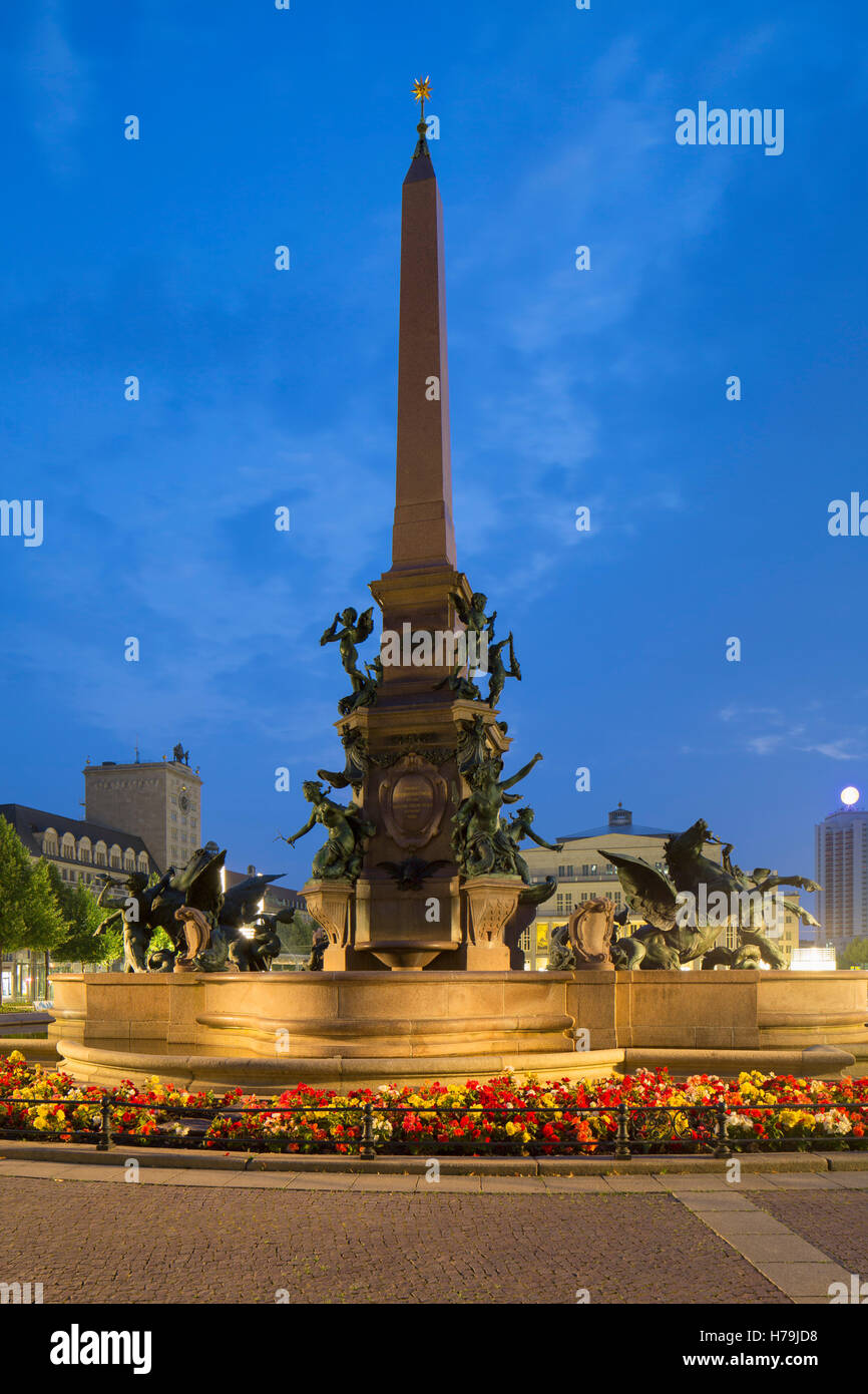 Augustusplatz all'alba, Lipsia, Sassonia, Germania Foto Stock