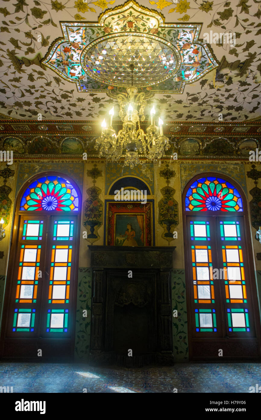 Il vetro macchiato porte a golestan palace Foto Stock
