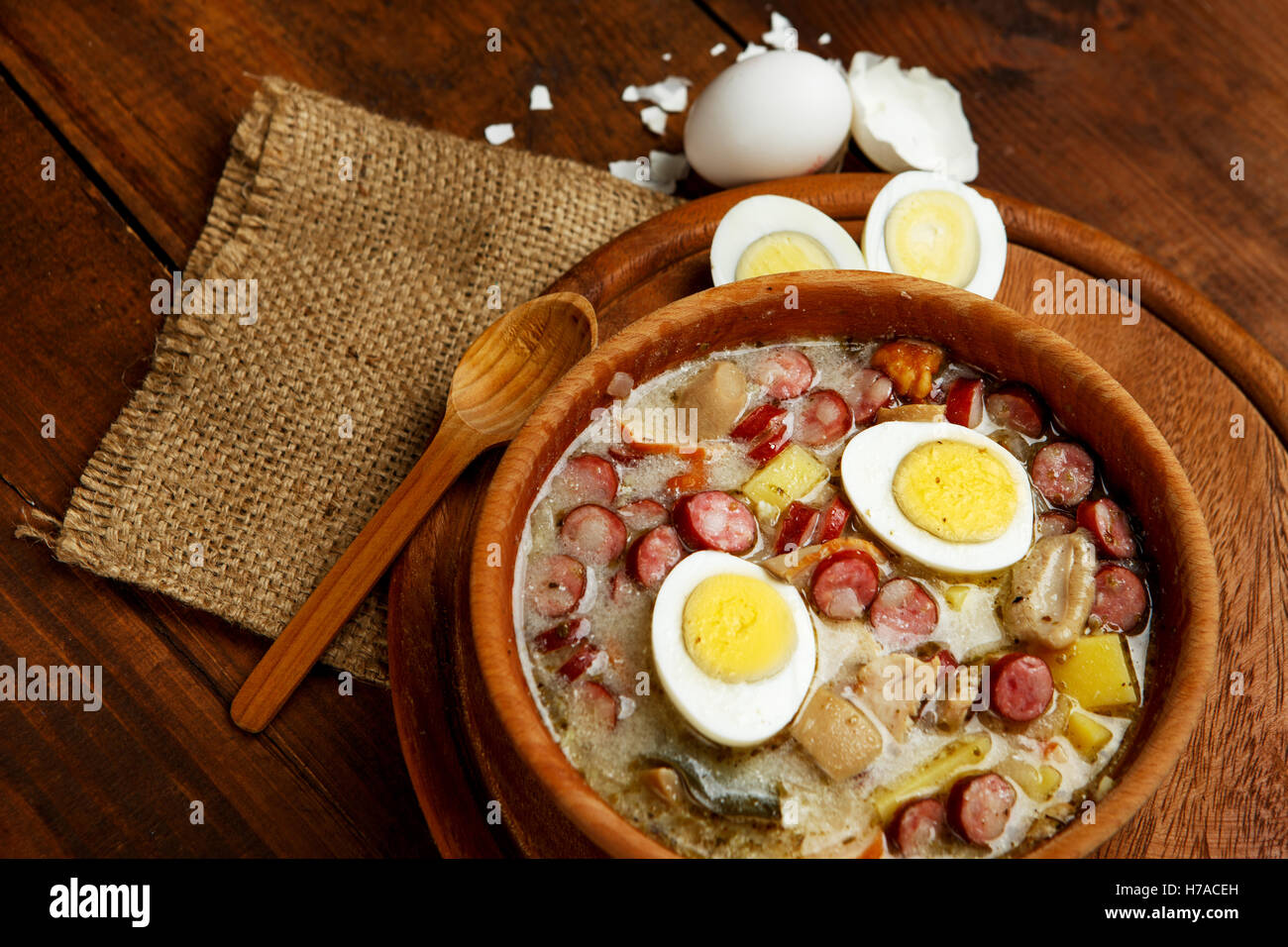 Polacca tradizionale zuppa di Pasqua Zurek Foto Stock