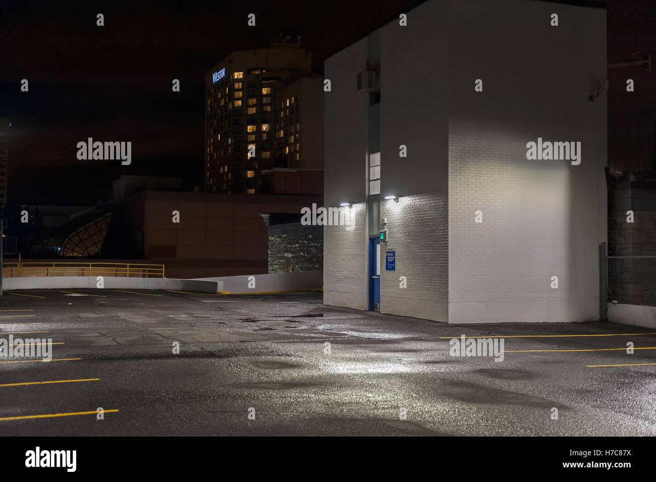 Vuoto parcheggio garage Foto Stock