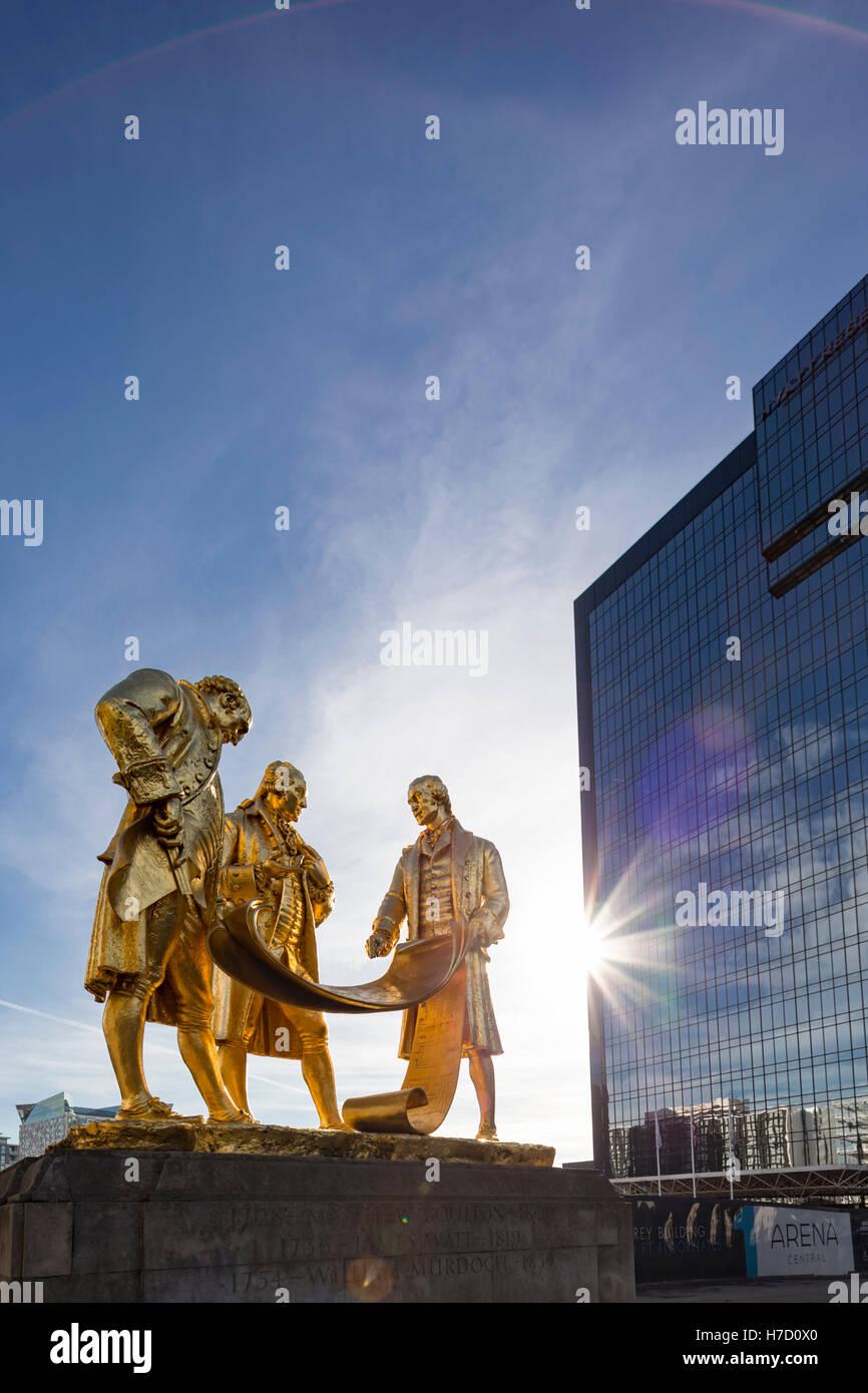 Statue di Matthew Boulton, James Watt e William Murdoch, ampia St, Birmingham, Inghilterra, Regno Unito Foto Stock